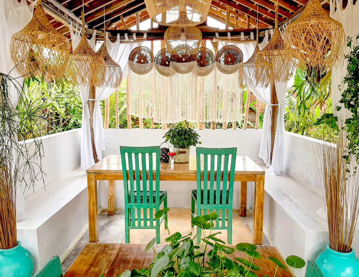 Janur Bungalow Magelang Exterior foto