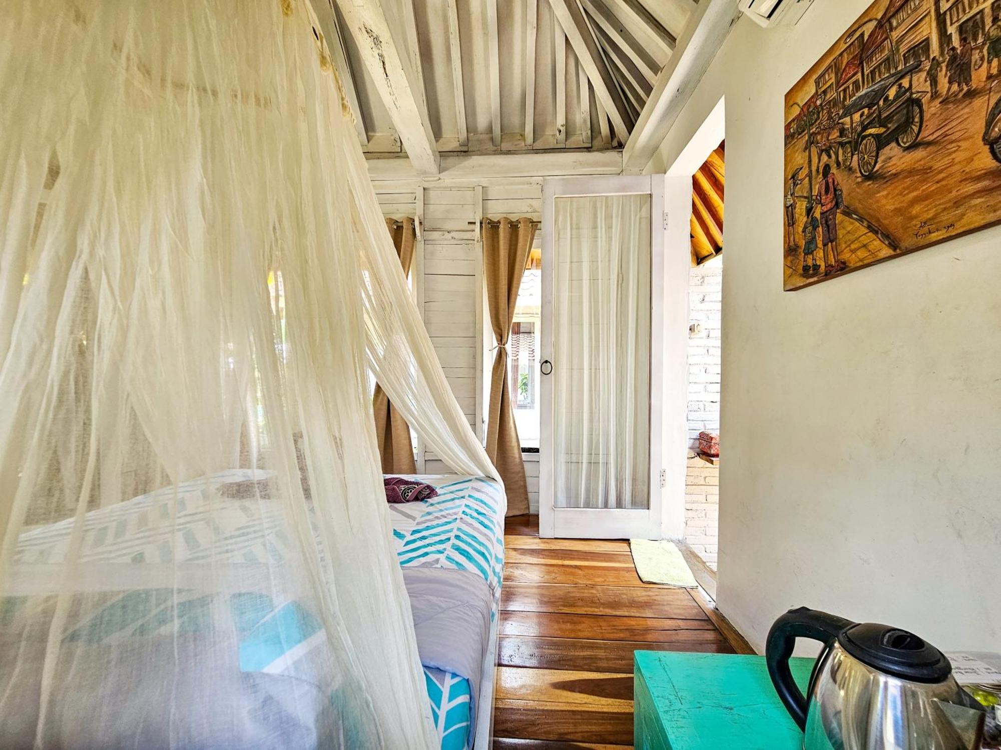 Janur Bungalow Magelang Zimmer foto