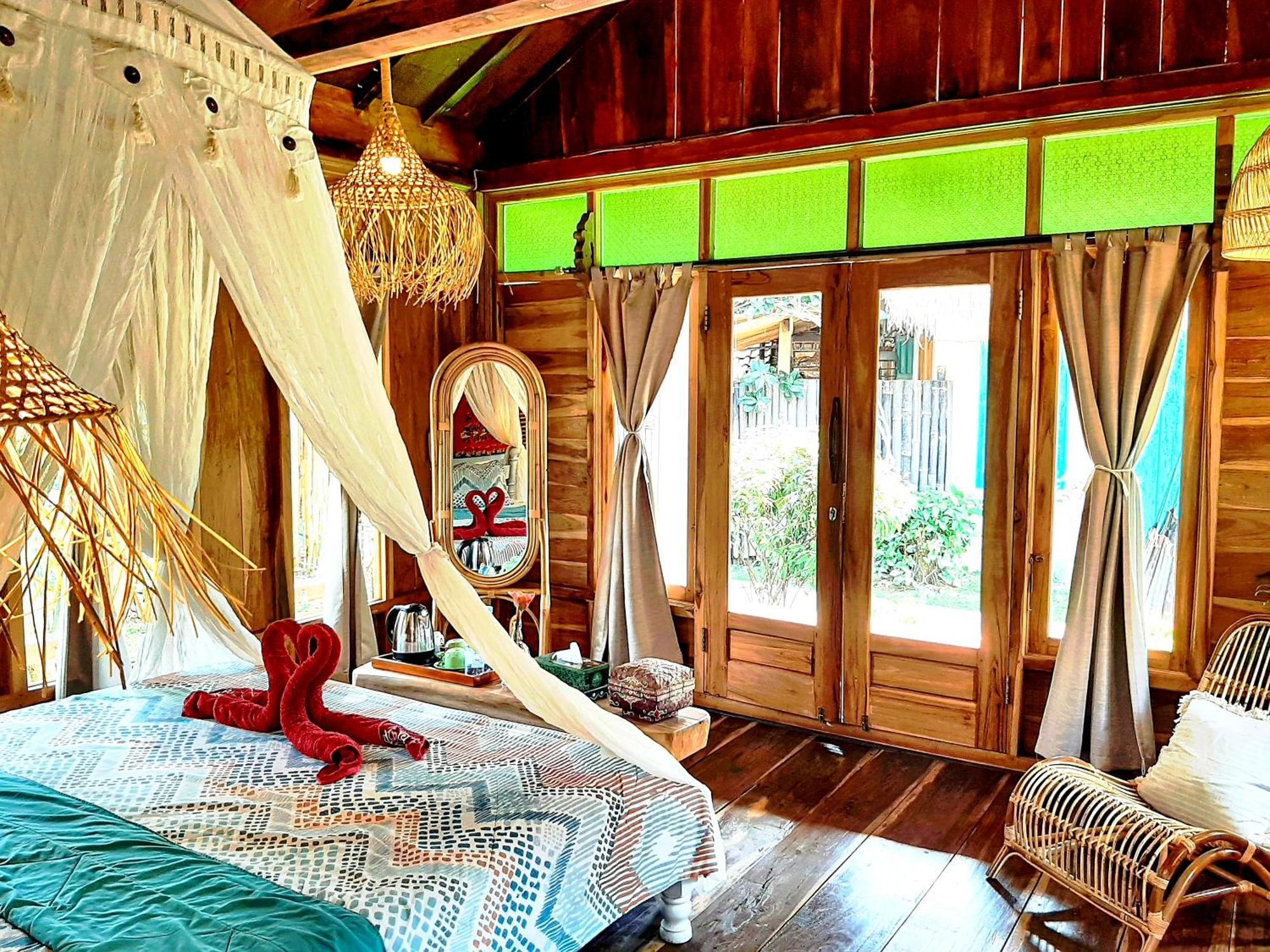 Janur Bungalow Magelang Zimmer foto